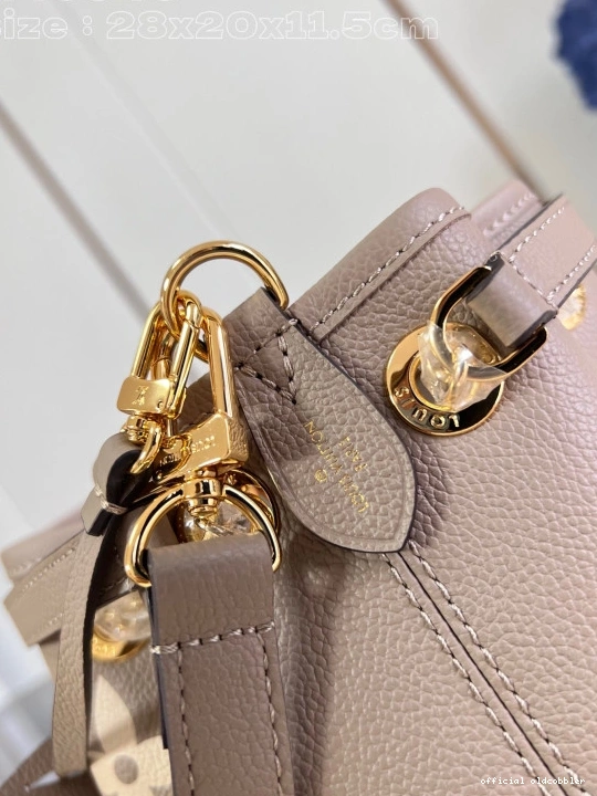 Official oldcobbler Summer Bundle-28*20*11.5CM LOUIS VUITTON 0814